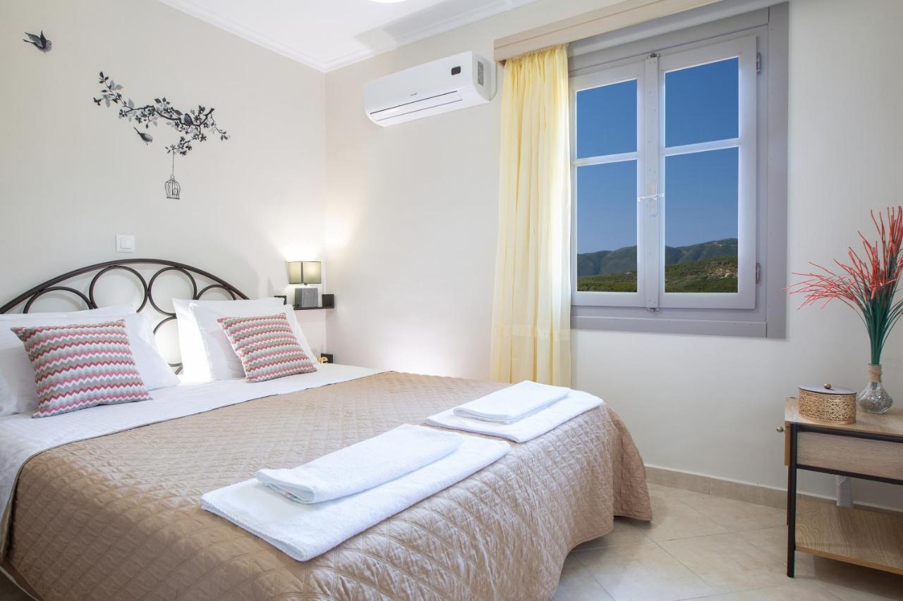 Villa George Poros House Exterior foto